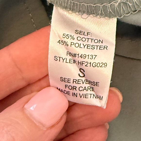 HYFVE Women's Sage Green Short Puffed Sleeve Zip Up Back Crop Top Size S - Picture 4 of 9